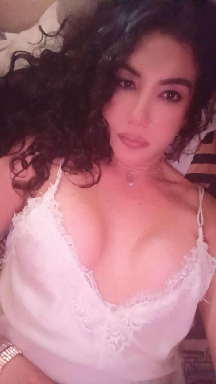 NOVEDAD ASHLEY!! MORBOSA FIESTERA CARIÑOSA COMPLETA Y DISCRETA EN Coruña