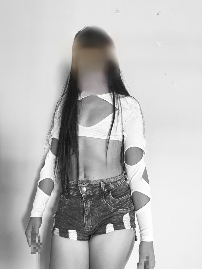 ESPECTACULAR Y HERMOSA PERVERSA VIP SEXY PUTONA DE CURVAS ARDIENTES