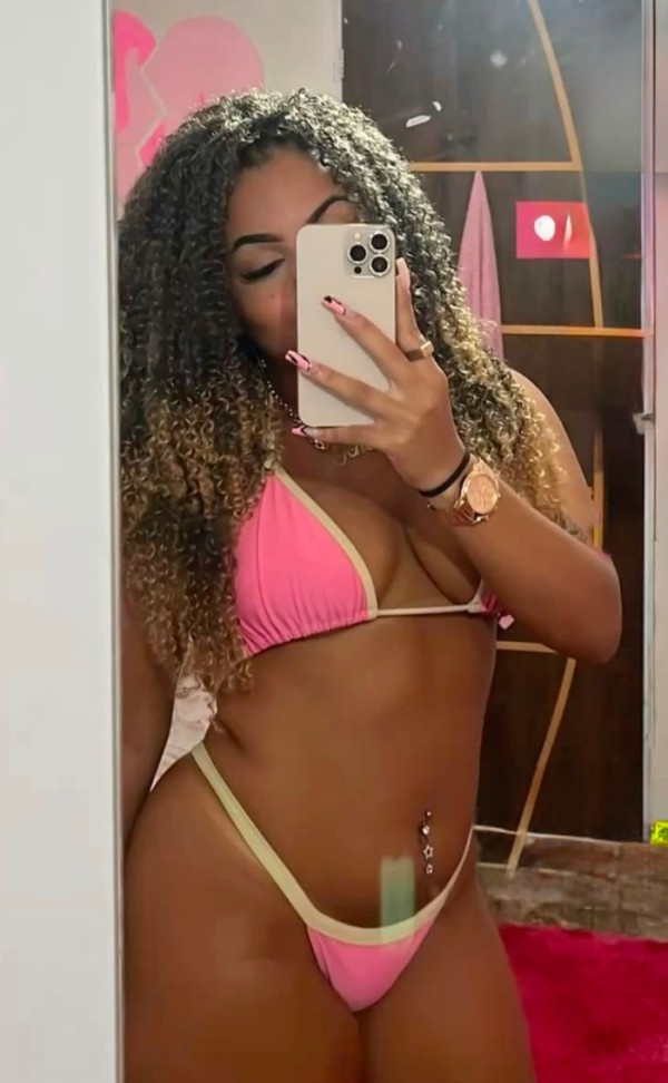 NUEVA EN LA ISLA – DOMINICANA DE LUJO EXPLOSIVA