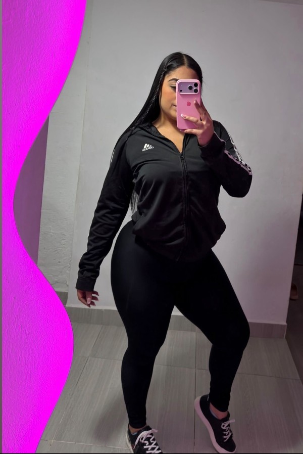 SOFIA JOVEN LATINA FIESTERA 24H