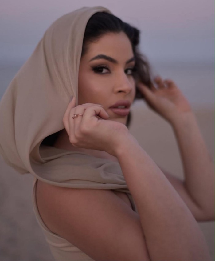 SENSUAL ESCORT COLOMBIANA ARDIENTE NOVEDAD