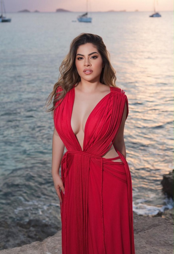 SENSUAL ESCORT COLOMBIANA ARDIENTE NOVEDAD