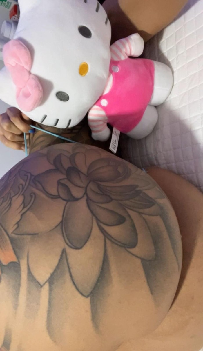 DIOSA DEL SEXO CON GANAS DE COMPLACERTE CHICA TRAN