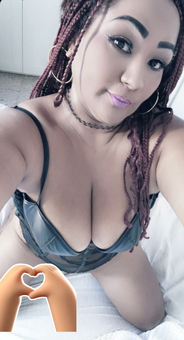 karina follame en 4 y Azotame fuerte en Reus fiest