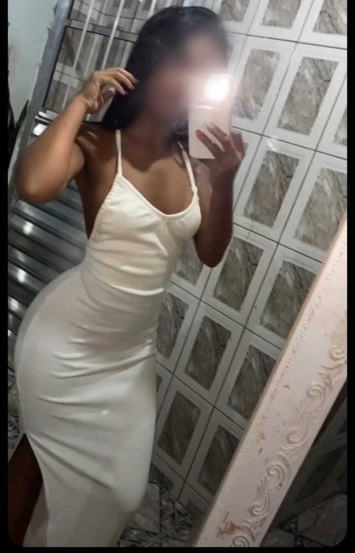 Hermosa latina en Palma de Mallorca Muy caliente!!