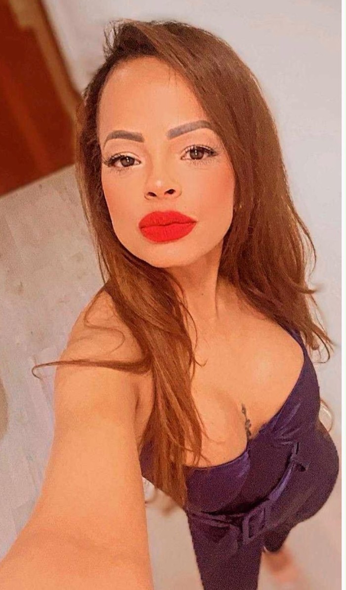 La reina del Squirting MAMÁDA profunda fiestera