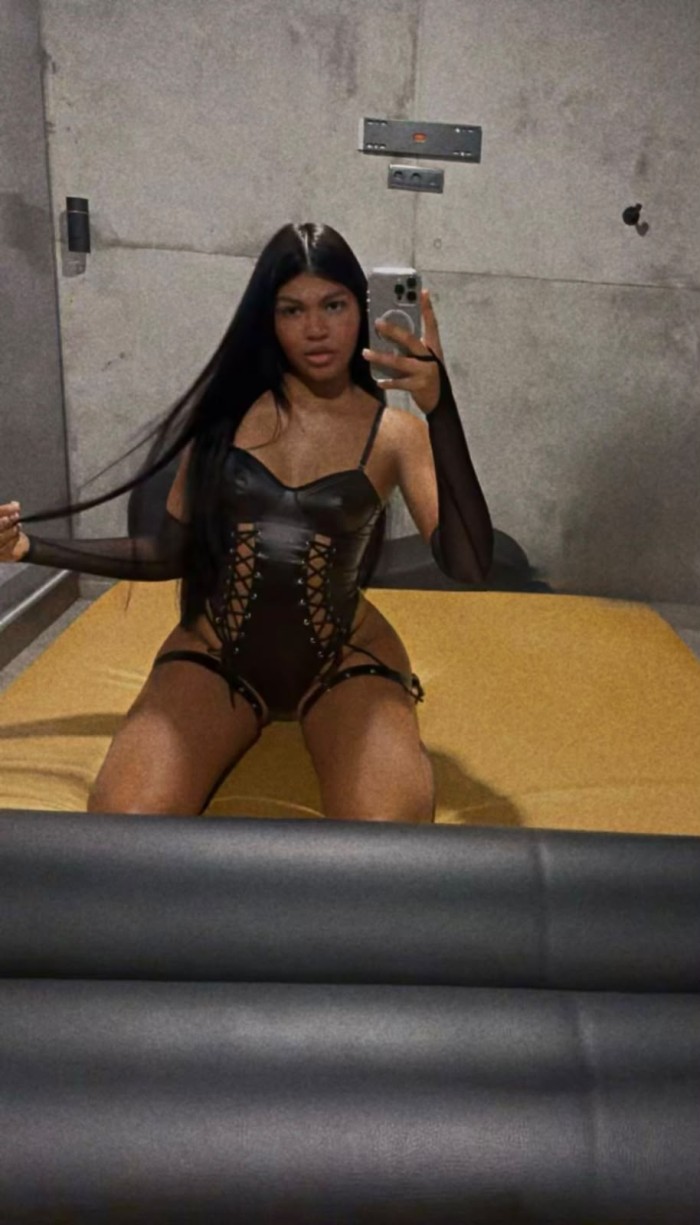 TODA UNA NINFOMANA EN LA CAMA TE DOY EL MEJOR SEXO