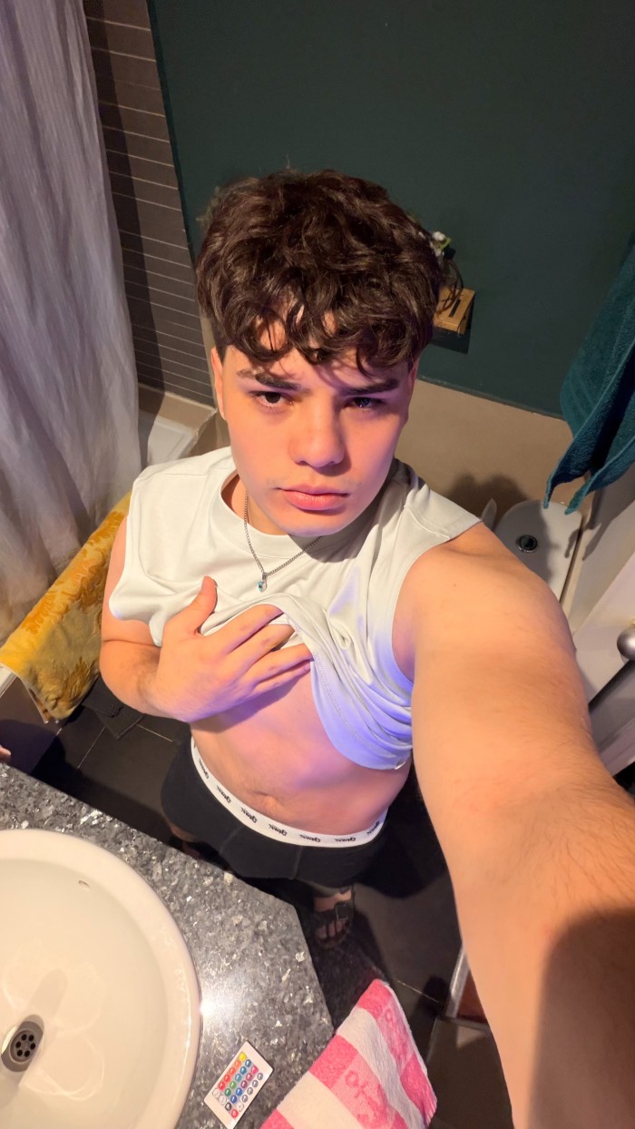 Joven latino