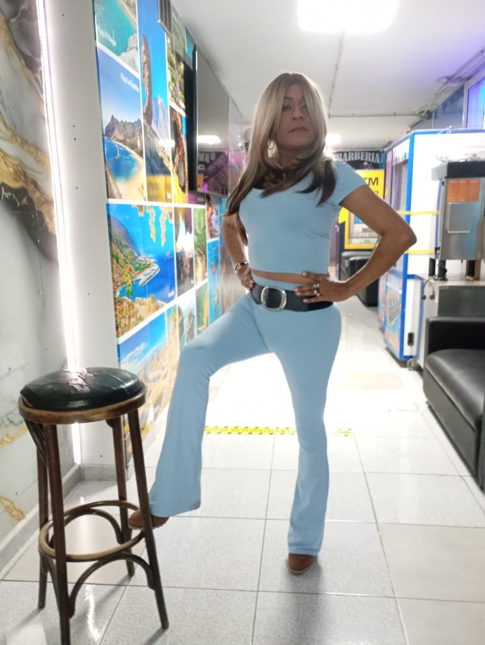 TRANS ARDIENTE  APASIONADA EN LOS CRISTIANOS