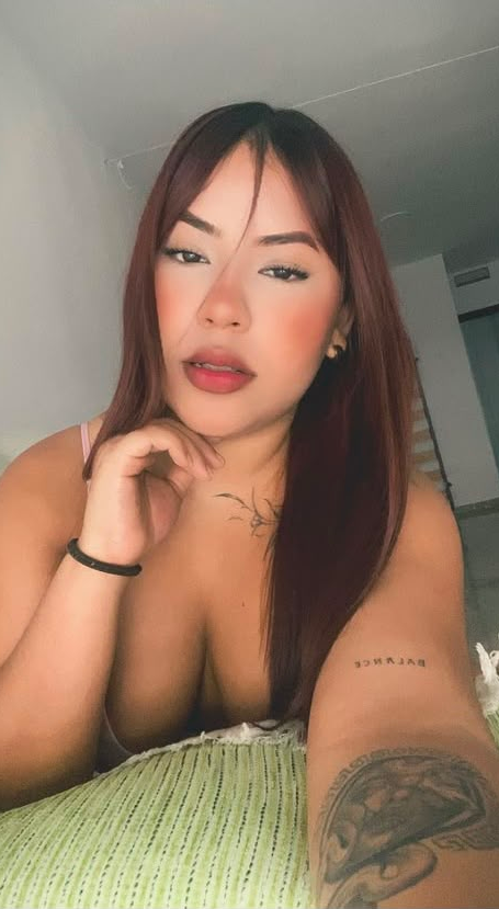 CON GANAS DE UN RICO FRANCES ENSALIVADO LATINA VIP