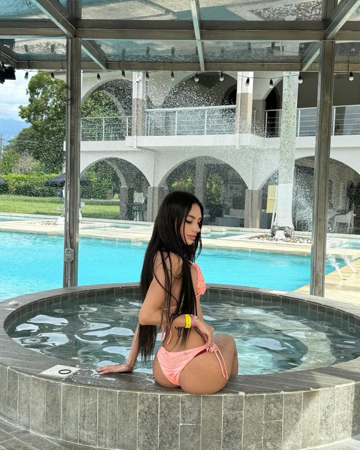 MARIANA CHICA EXCLUSIVA EN PALMA DE MALLORCA – 24
