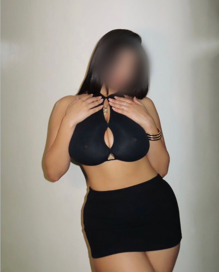 Masajista exuberante e Implicada