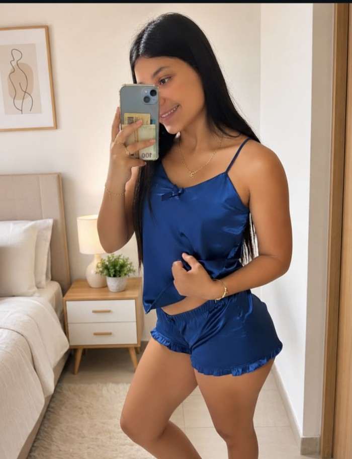 BOMBA DE SEXO COMPLACIENTE FIESTERA A TOPE