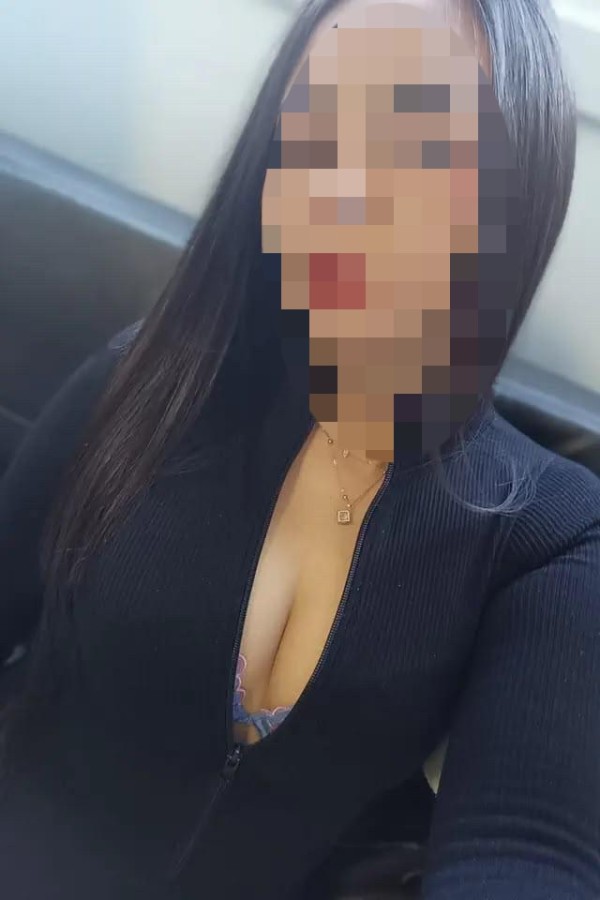 MUJER MADURA VICIOSA FIESTERA EN VINARÒS 24H