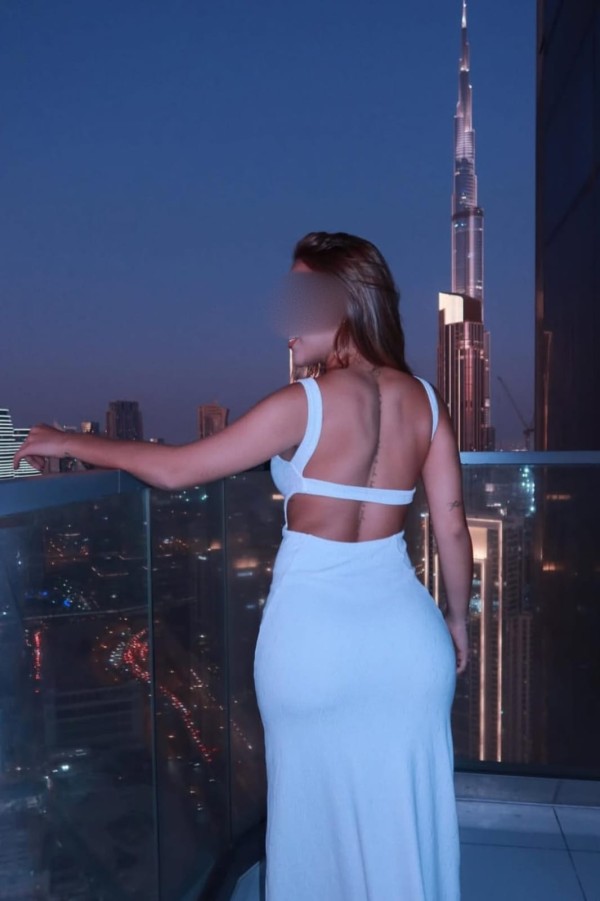 Antonella latina coño con contracciones