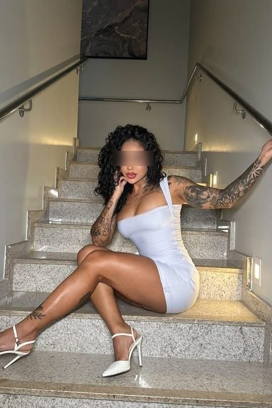 Claudia – Latina atrevida en Málaga centro