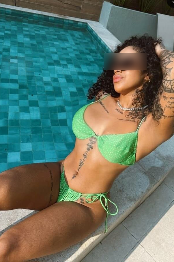 Claudia – Latina atrevida en Málaga centro