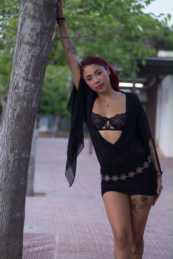 UNIVERSITARIA ESCORT CACHONDA DE VACACIONES