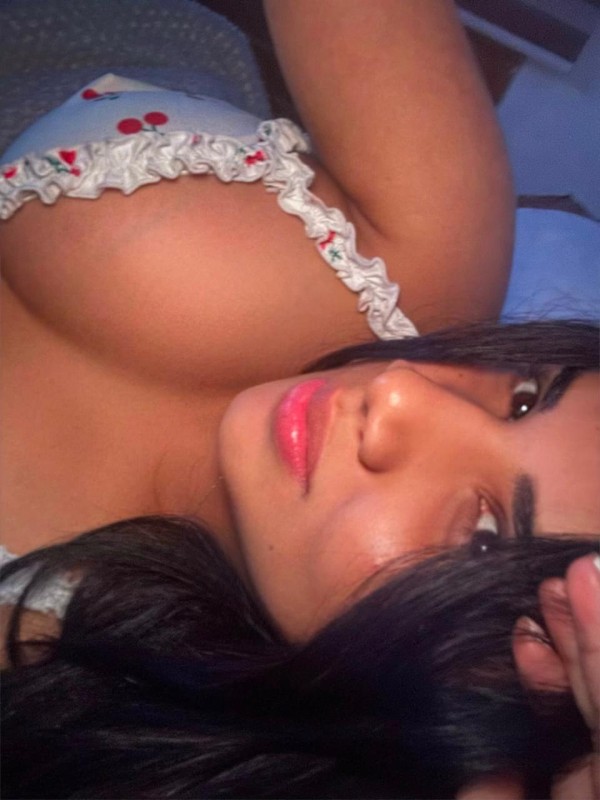 NOVEDAD EN LA ISLA, LATINA FIESTERA EN EL ARENAL