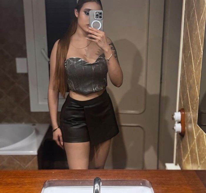 ARDIENTE SENSUAL APASIONADA DESEOSA DE SEXO
