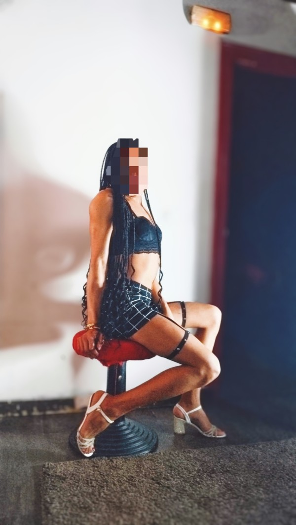 BRIANA COLOMBIANA TRANS RECIEN LLEGADA