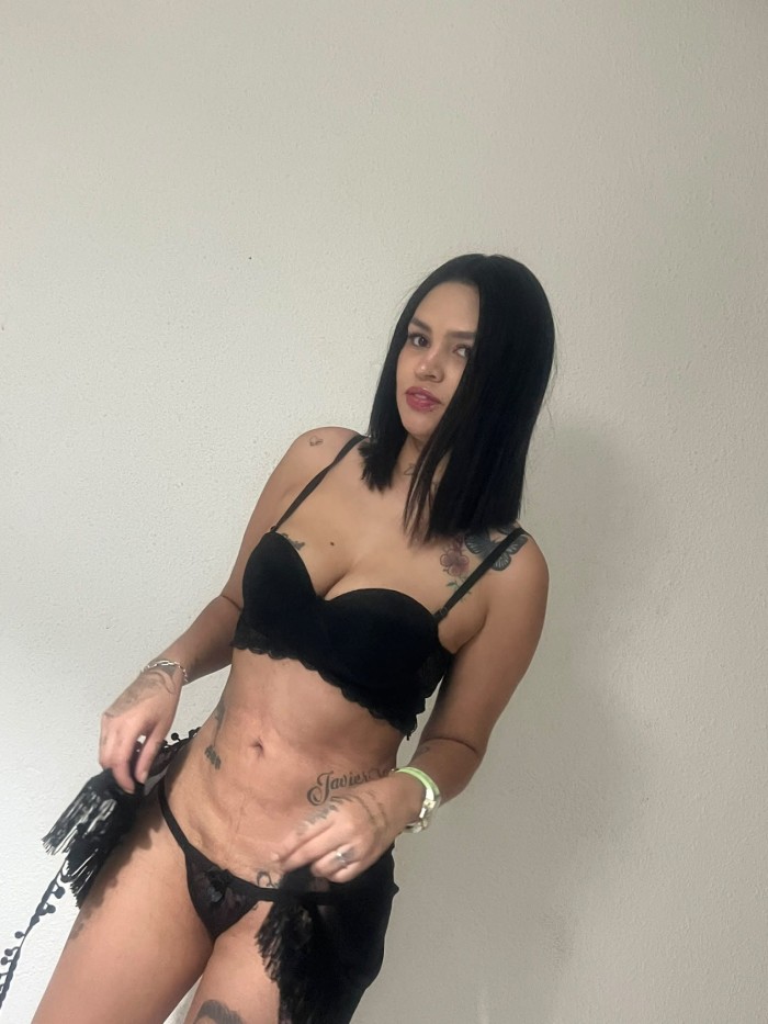 ARDIENTE SENSUAL CACHONDA DESEOSA DE SEXO