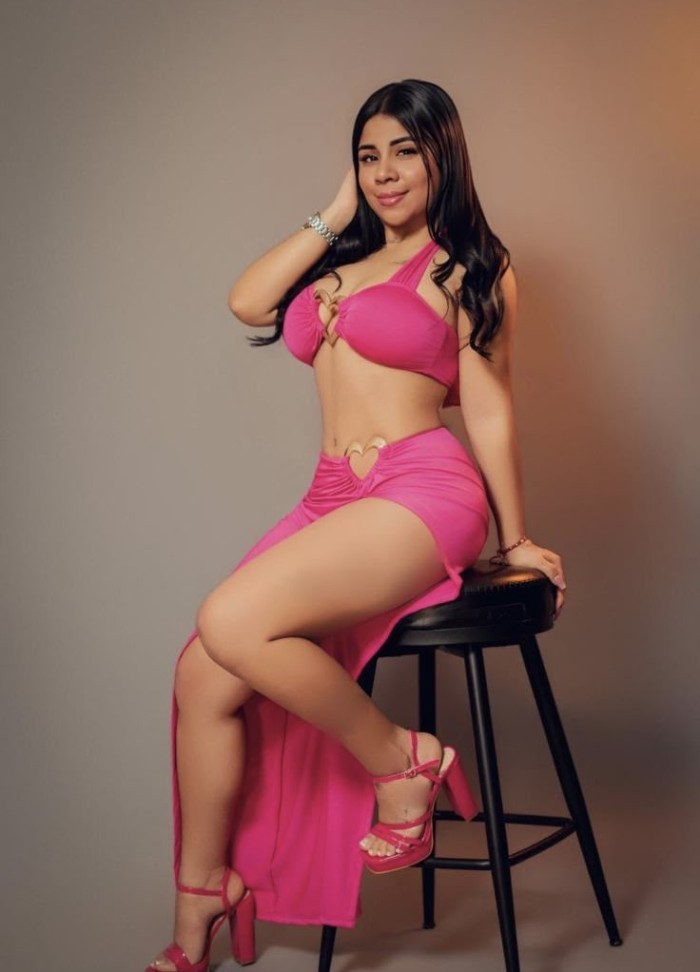 Dulce joven de 22 años nueva en la zona