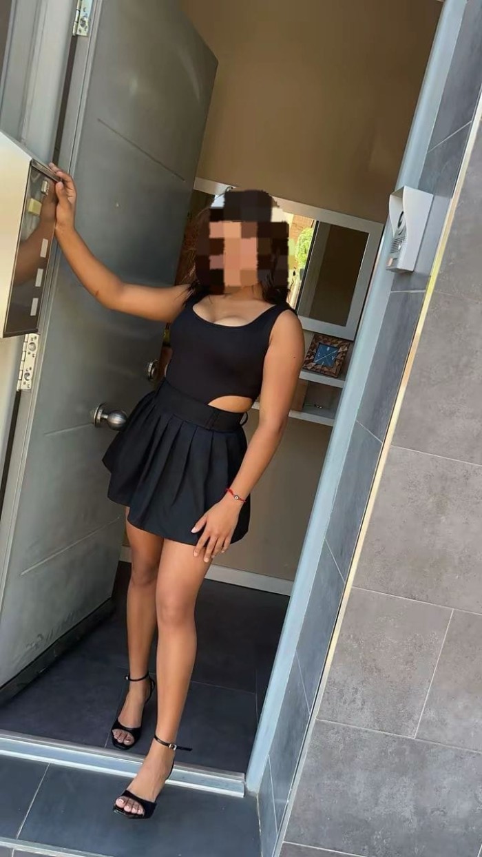 SARA ARDIENTE Y SENSUAL-672960908-GRANOLLERS