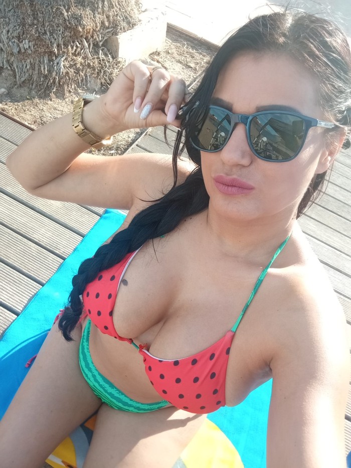 HERMOSA SENSUAL APASIONADA DESEOSA DE SEXO