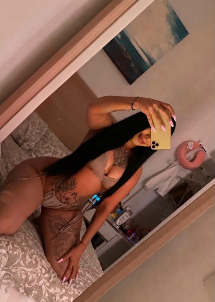 Melisa me inicio 18 años reales dulce y complacien