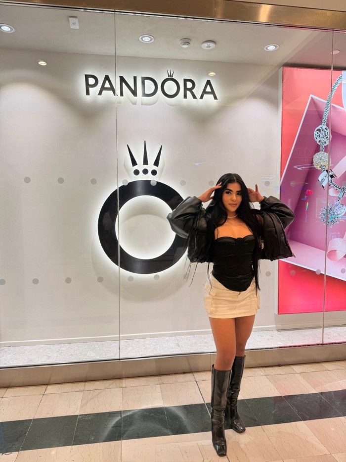 Hola mi amores soy Kata bomba sexy novedad