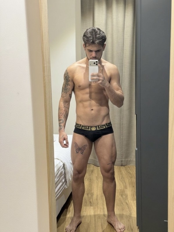 JOVEN FIESTERO XXL LATINO