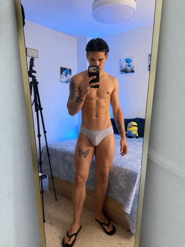 JOVEN FIESTERO XXL LATINO