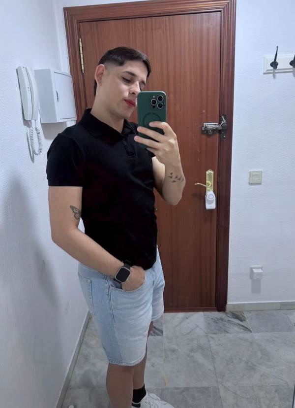 Fiestero dominante cachondo y muy sexy