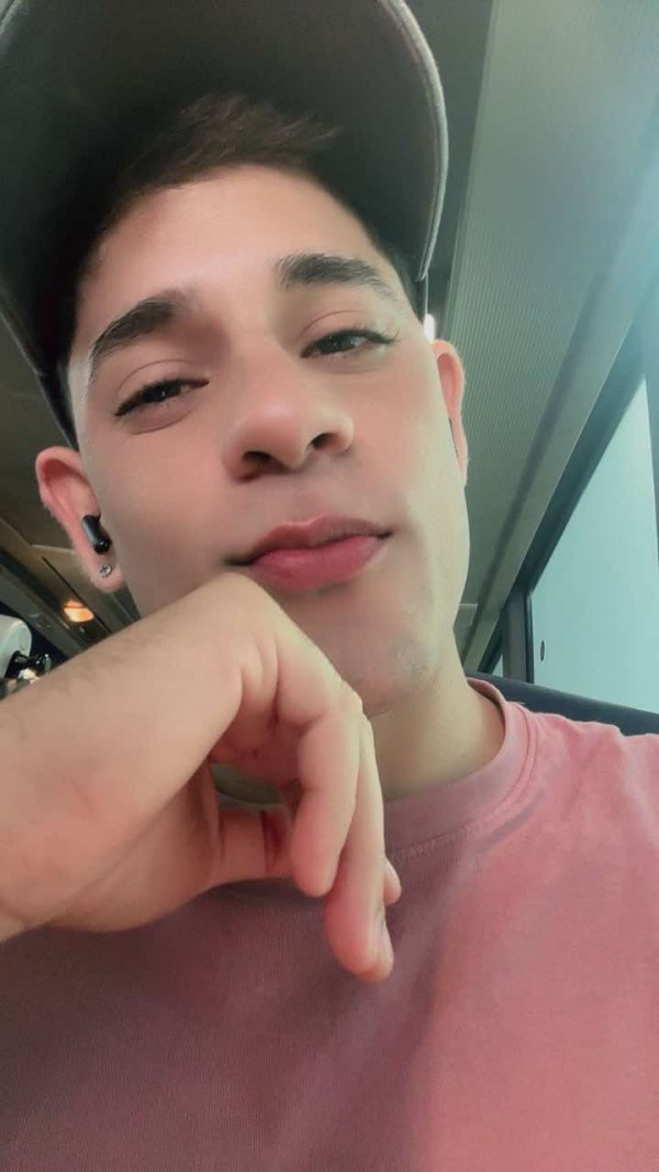 Santiago Latino chico nuevo en tu ciudad. Fiestero