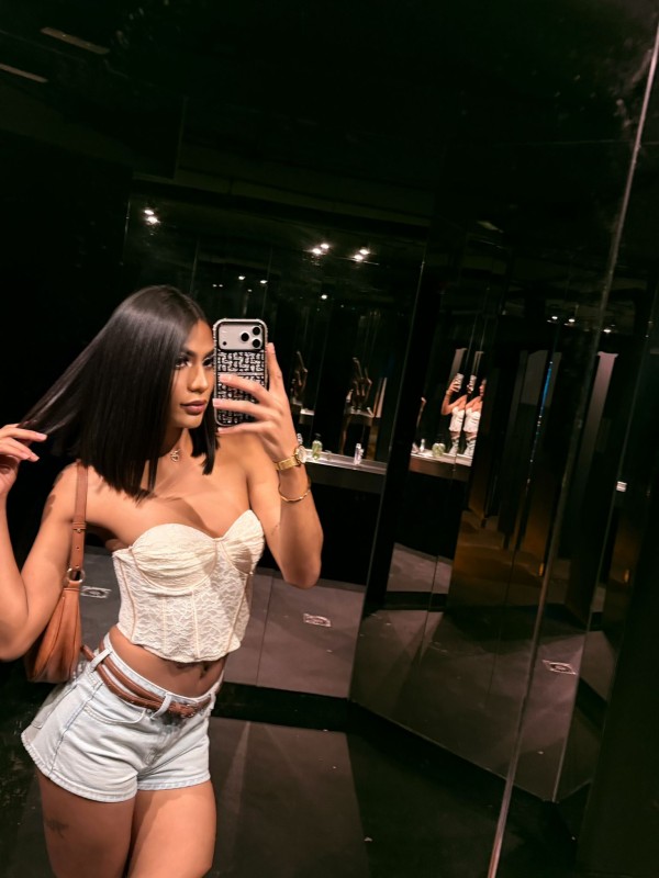 Chica tranx sexi morenita exclusiva nueva en la ci