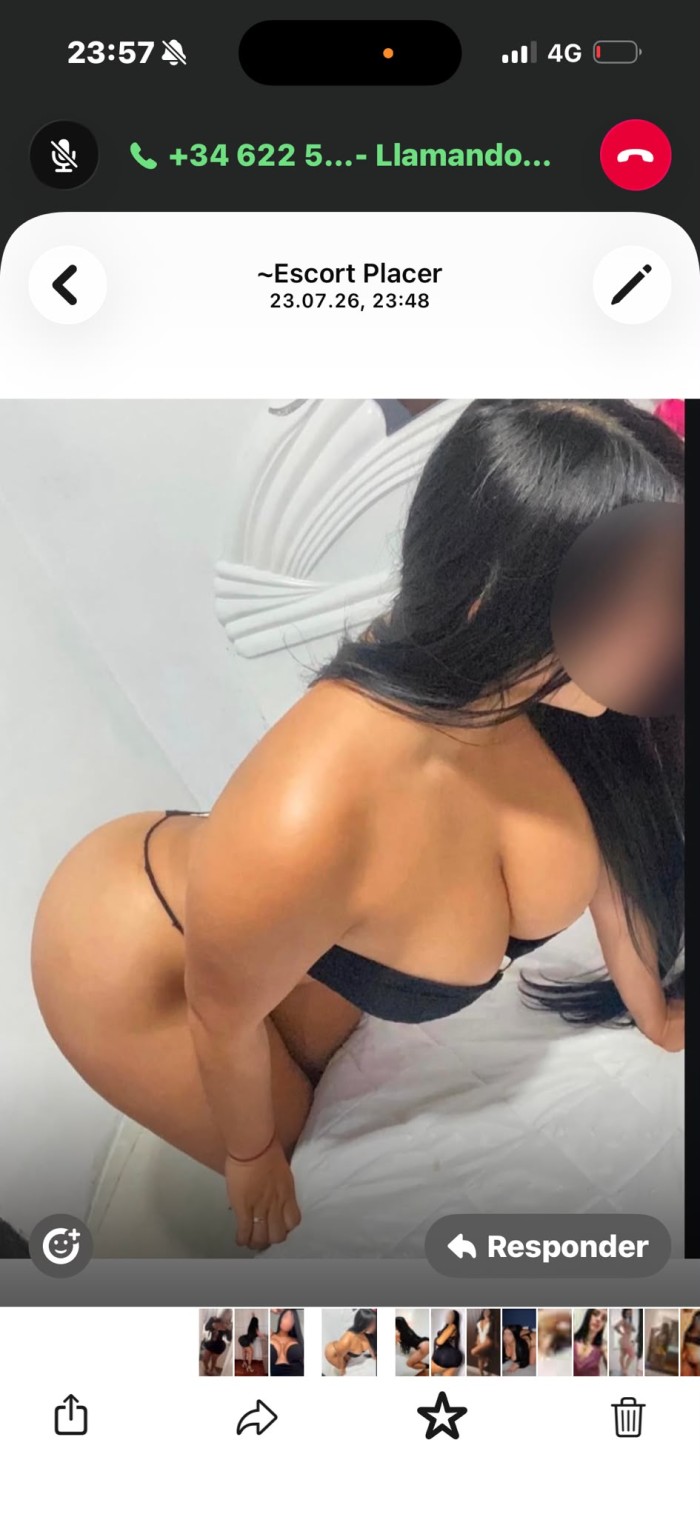 Grupo de chicas cochondas y fogosas