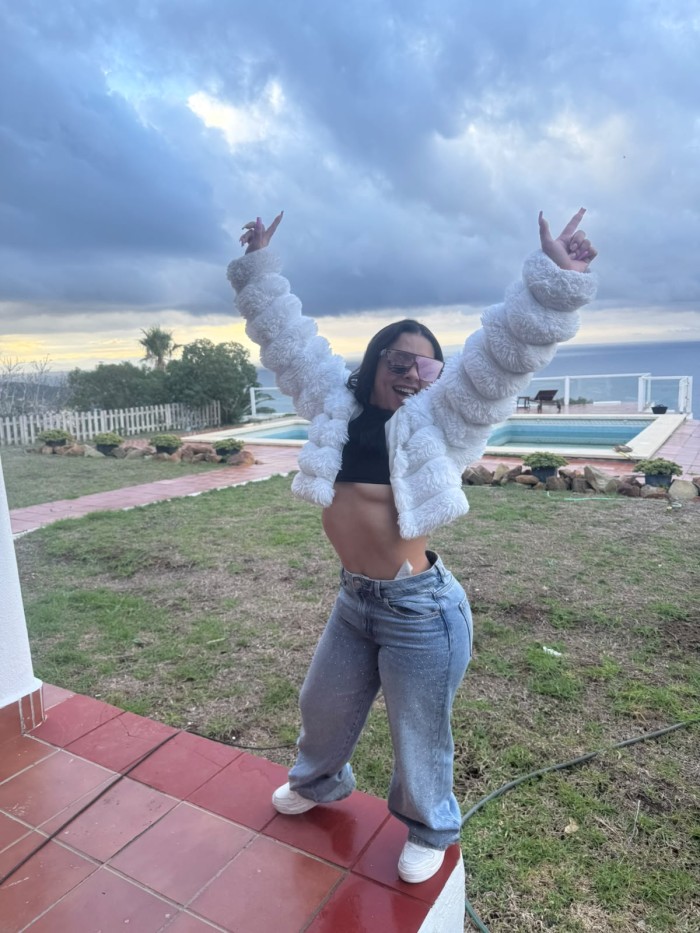 ESCORT COLOMBIANA CACHONDA ARDIENTE EN CADIZ CAPIT