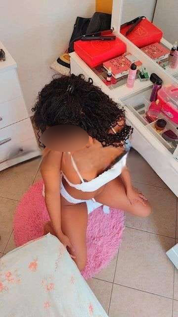 VANESSA FIESTERA NINFOMANA CACHONDA LAS 24H IMPLICADA Y DISCRETA EN LINARES