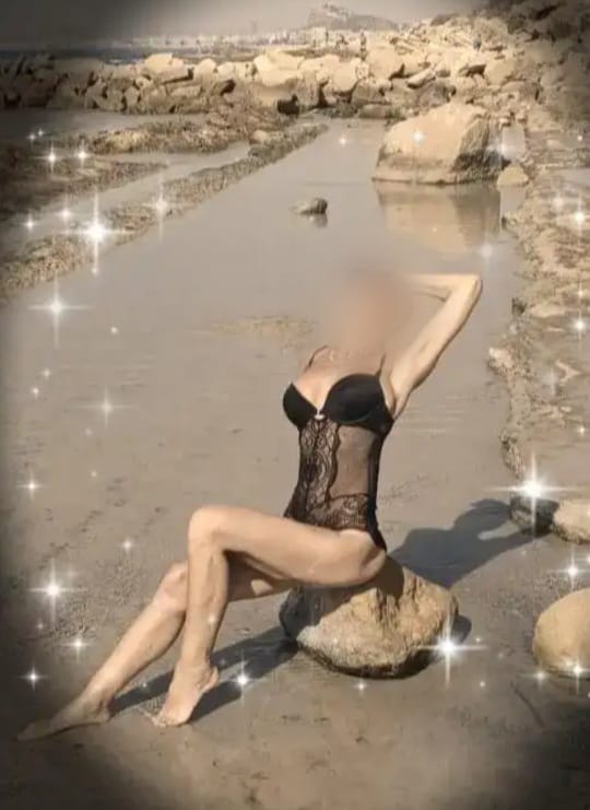 BOMBA DE SEXO COMPLACIENTE A TUS CAPRICHOS