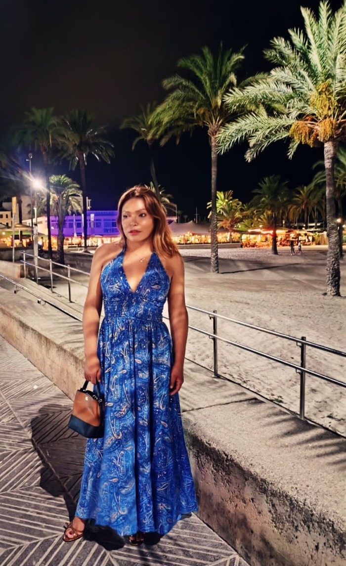 Pasiva nifomana  viciosa  por plaza España para ma