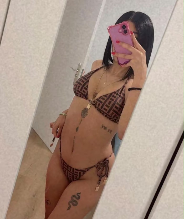 Chica jovencita  muy cachonda en Tres Olivos
