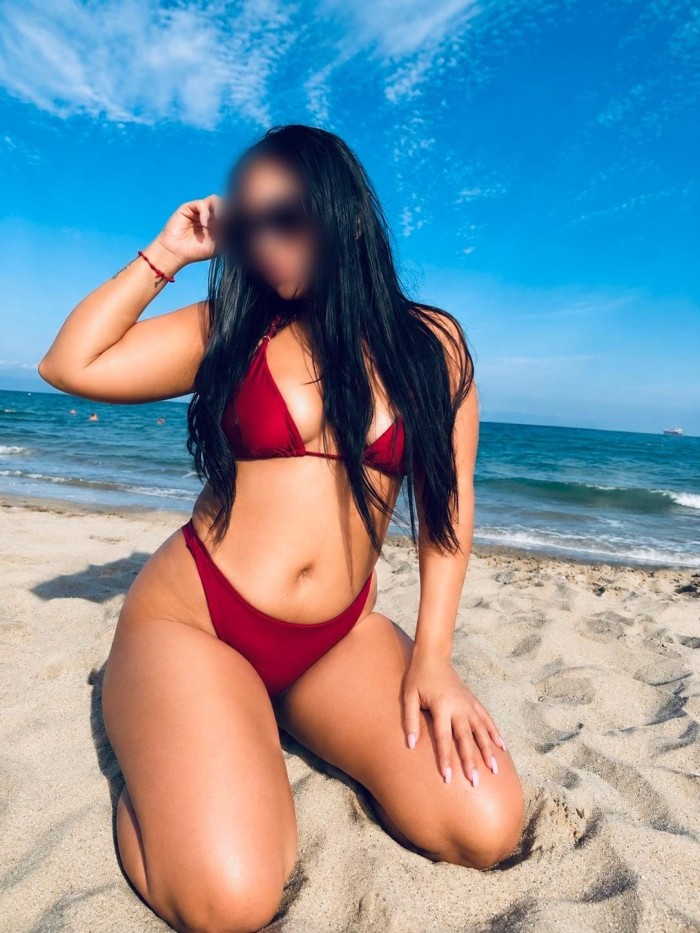 QUIERO QUE SEAS TU QUIEN ME FOLLE HOY