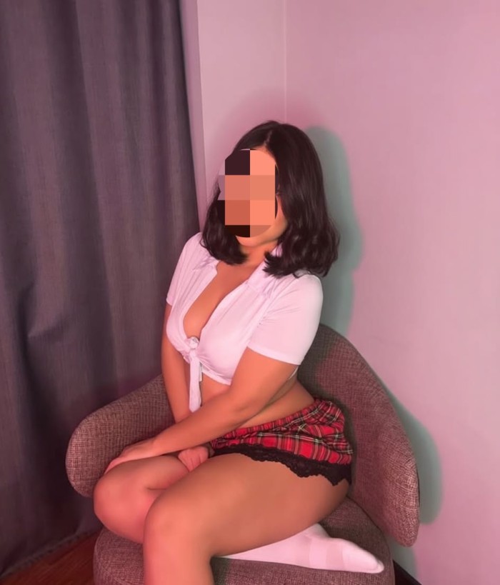 Cristina chocho caliente y apretadito