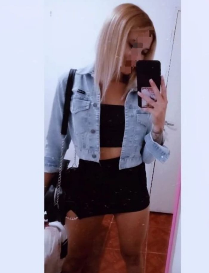 RUBIA DELGADITA, MORBOSA Y FIESTERA