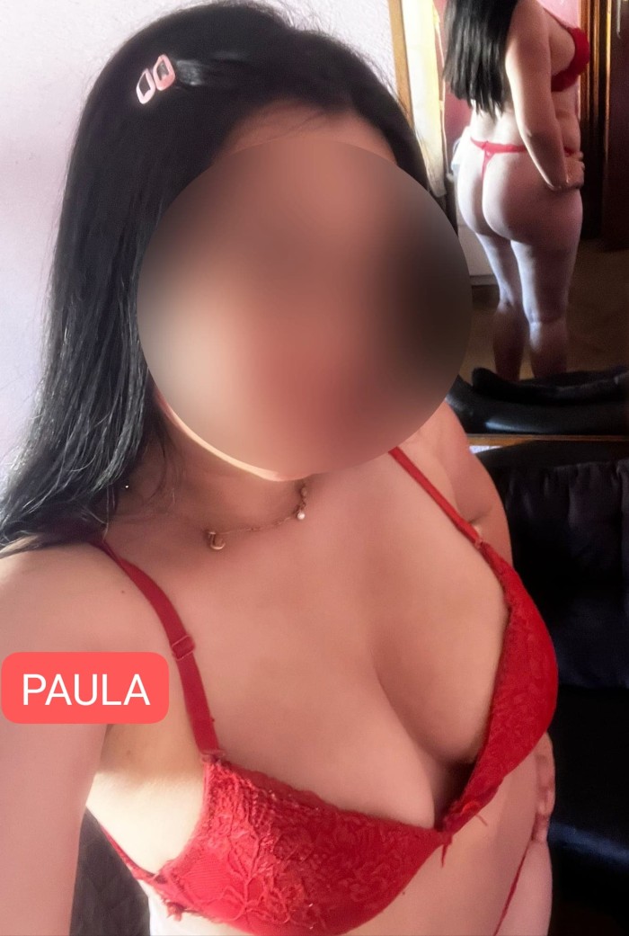 COLOMBIANA JOVENCITA, BELLA Y MUY CALIENTE