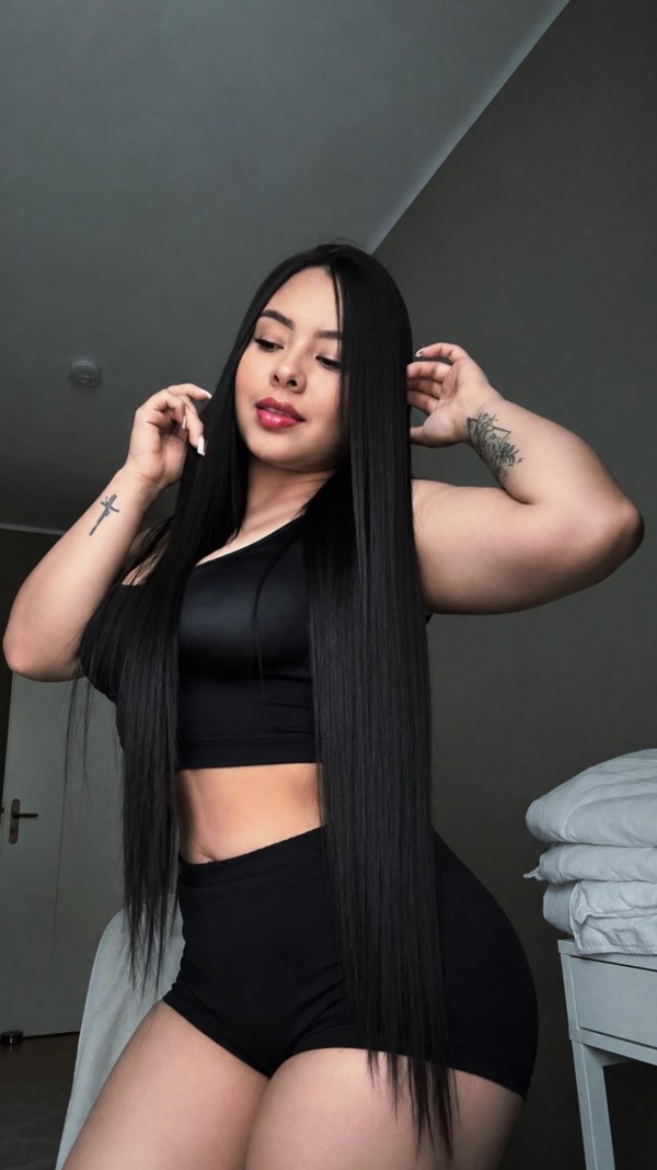 EXPERTA EN LA CAMA, UNA DIABLITA MUY TRAVIESA