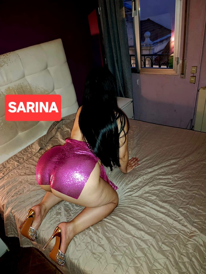 COLOMBIANA IMPLICADA Y CALIENTE EN VALLECAS 24 HR