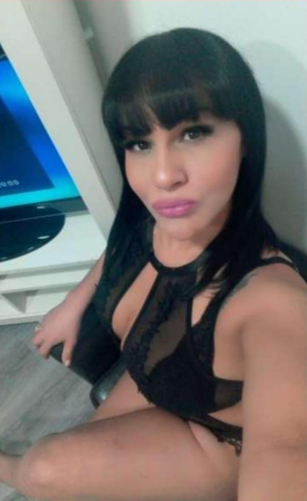 AUTÉNTICA DIOSA FEMENINA, DIVERTIDA Y FIESTERA… ¿NOS CONOCEMOS?