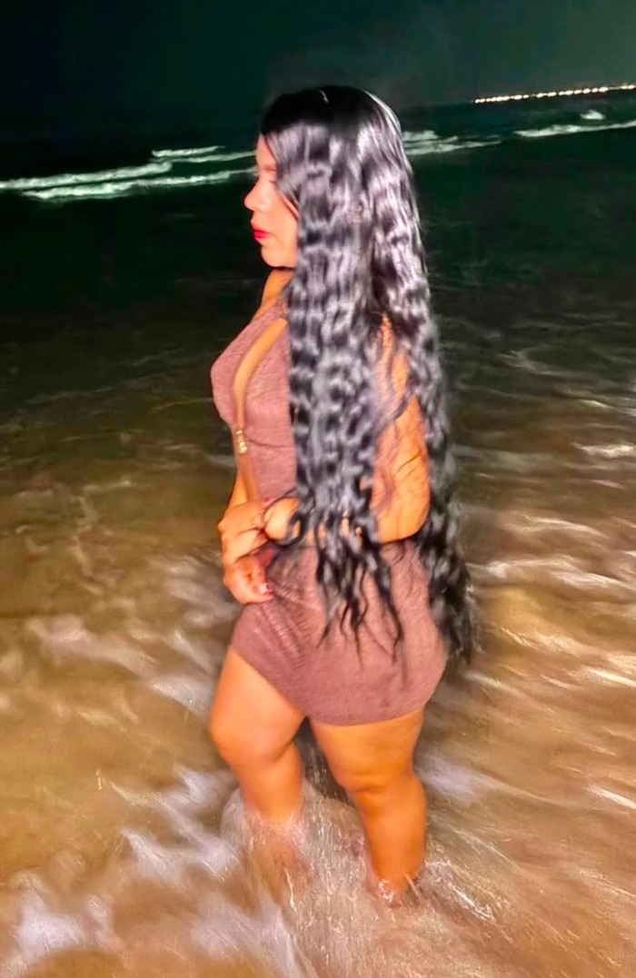 EN GANDIA – COLOMBIANA JOVENCITA TRAVIESA Y CALIENTE